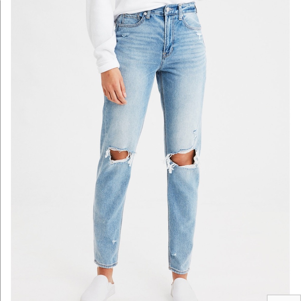 American Eagle Mom Jeans